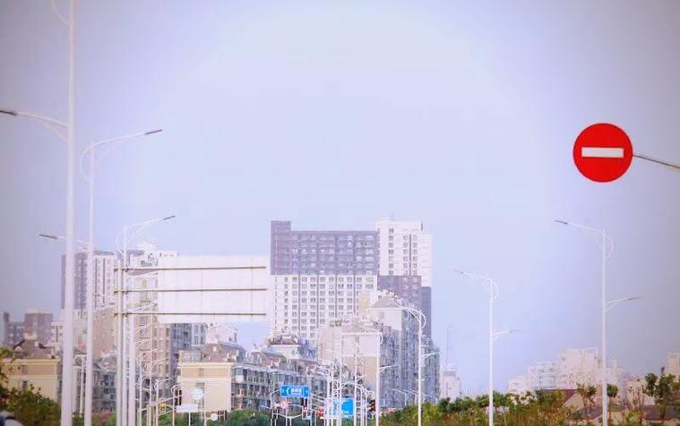 浦東新區智能LED路燈的應用與成效